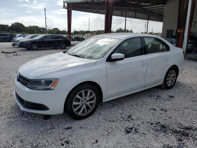 Image 1 of 2014 VOLKSWAGEN JETTA SE 2014 with VIN 3VWD17AJ1EM299420
