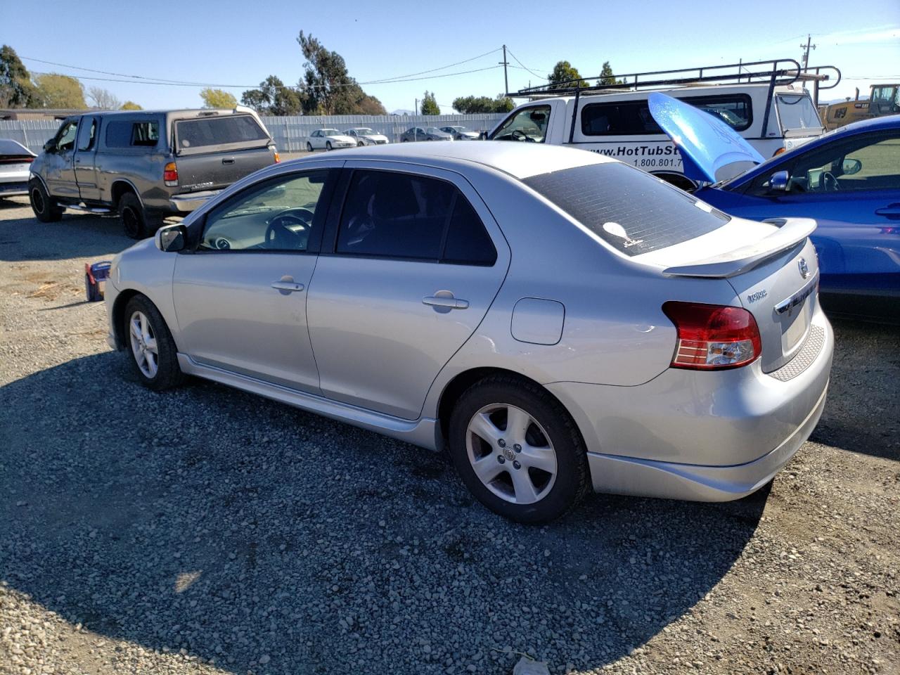 Image 2 of 2008 TOYOTA YARIS  2008 with VIN JTDBT923781213982