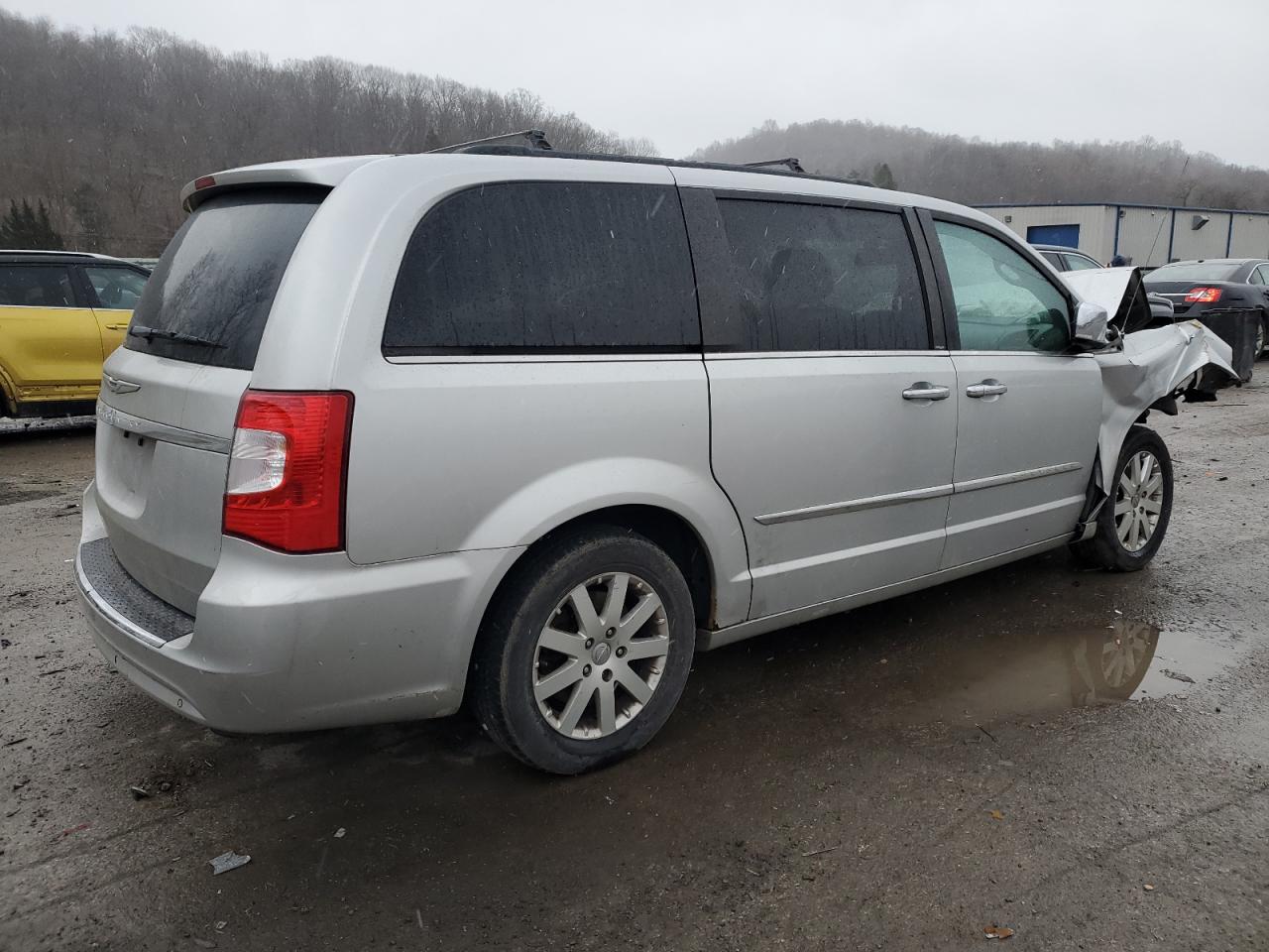 Image 3 of 2012 CHRYSLER TOWN & COUNTRY TOURING L 2012 with VIN 2C4RC1CG9CR315032