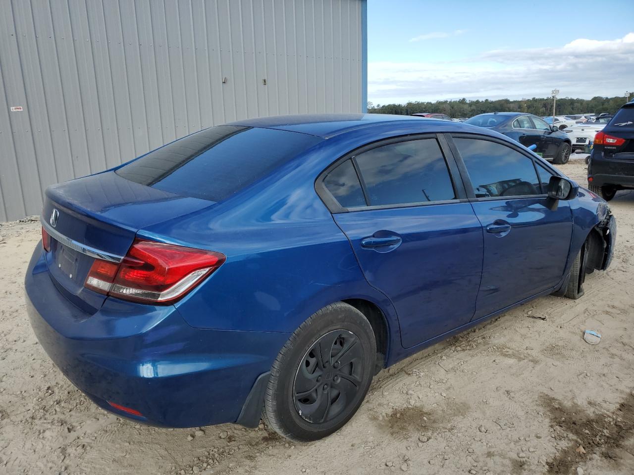 Изображение 3 2015 HONDA CIVIC LX 2015 с VIN 19XFB2F51FE009177