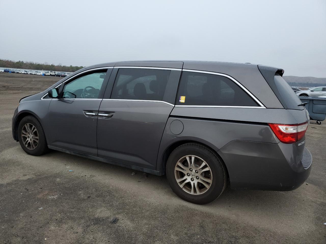Image 2 of 2013 HONDA ODYSSEY EXL 2013 with VIN 5FNRL5H66DB029739