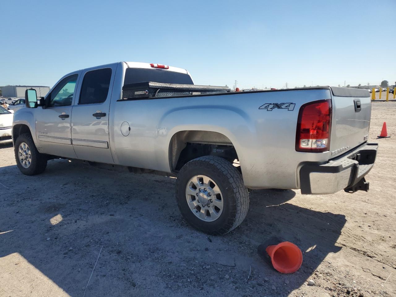 Obraz 2 z 2014 GMC SIERRA K2500 SLE 2014 z VIN 1GT120C89EF152489