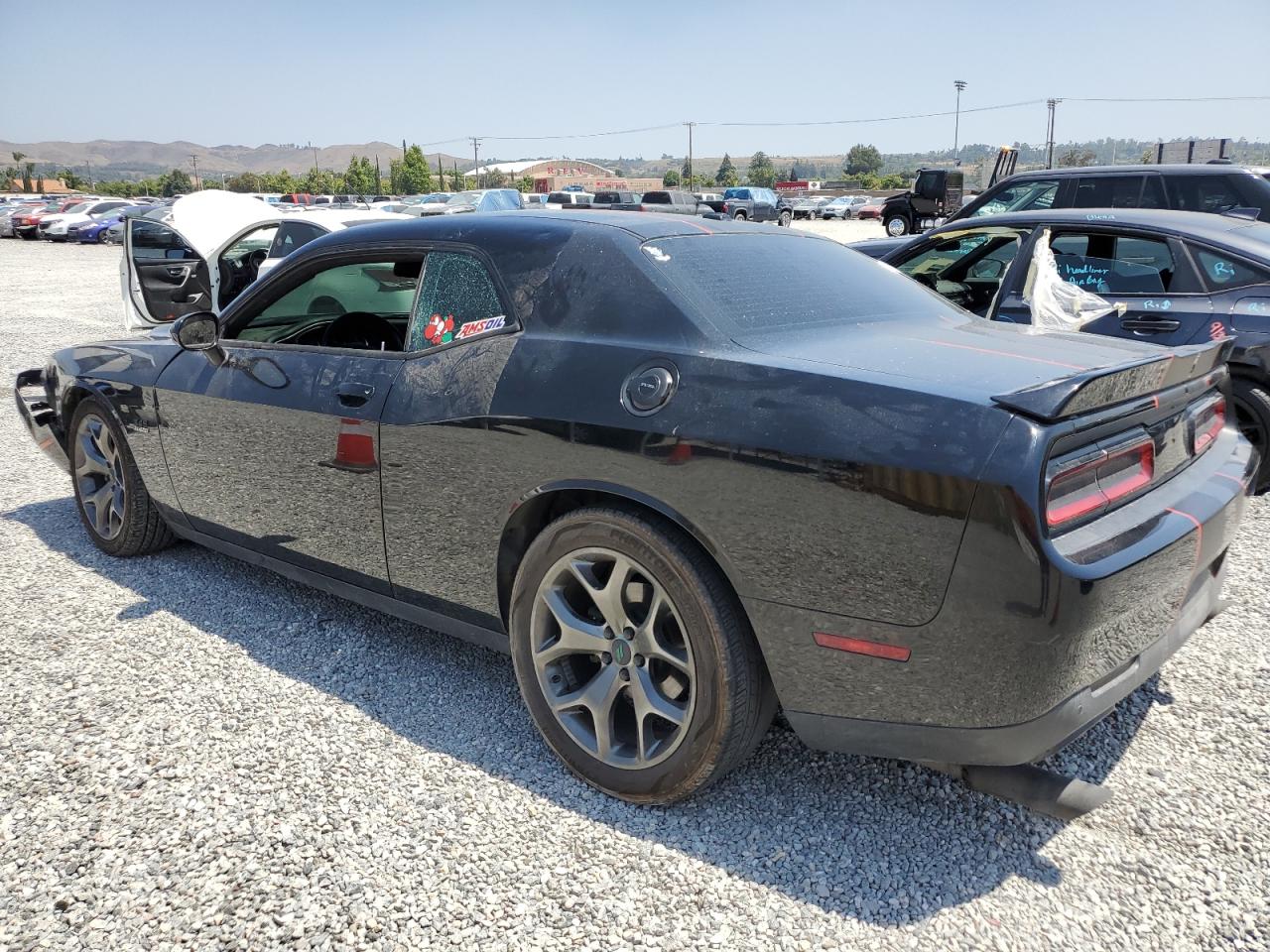 Изображение 2 2015 DODGE CHALLENGER SXT 2015 с VIN 2C3CDZAT6FH856118