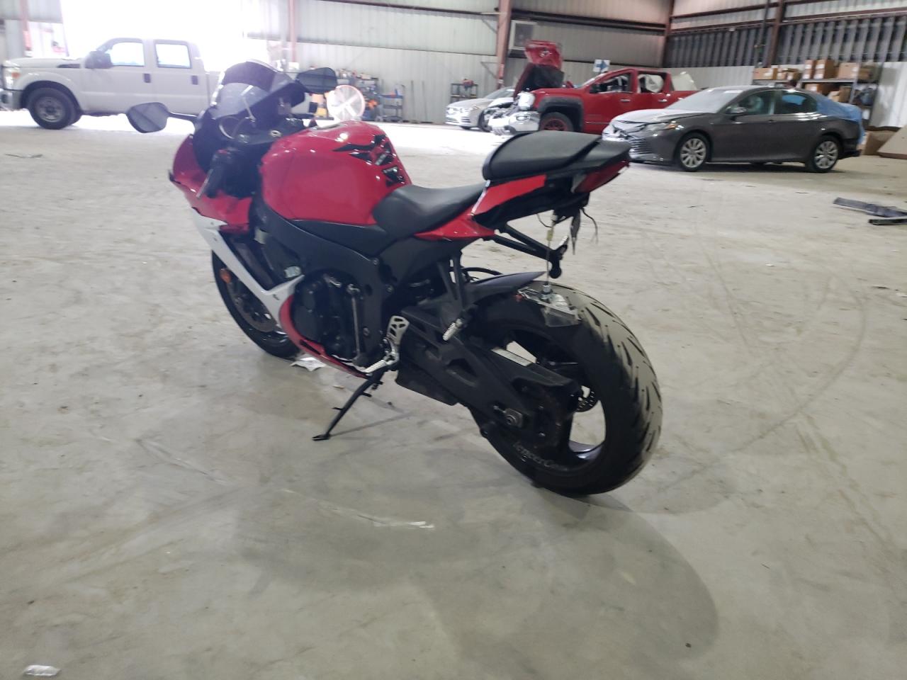 Image 3 of 2013 SUZUKI GSX-R600  2013 with VIN JS1GN7FA3D2100803