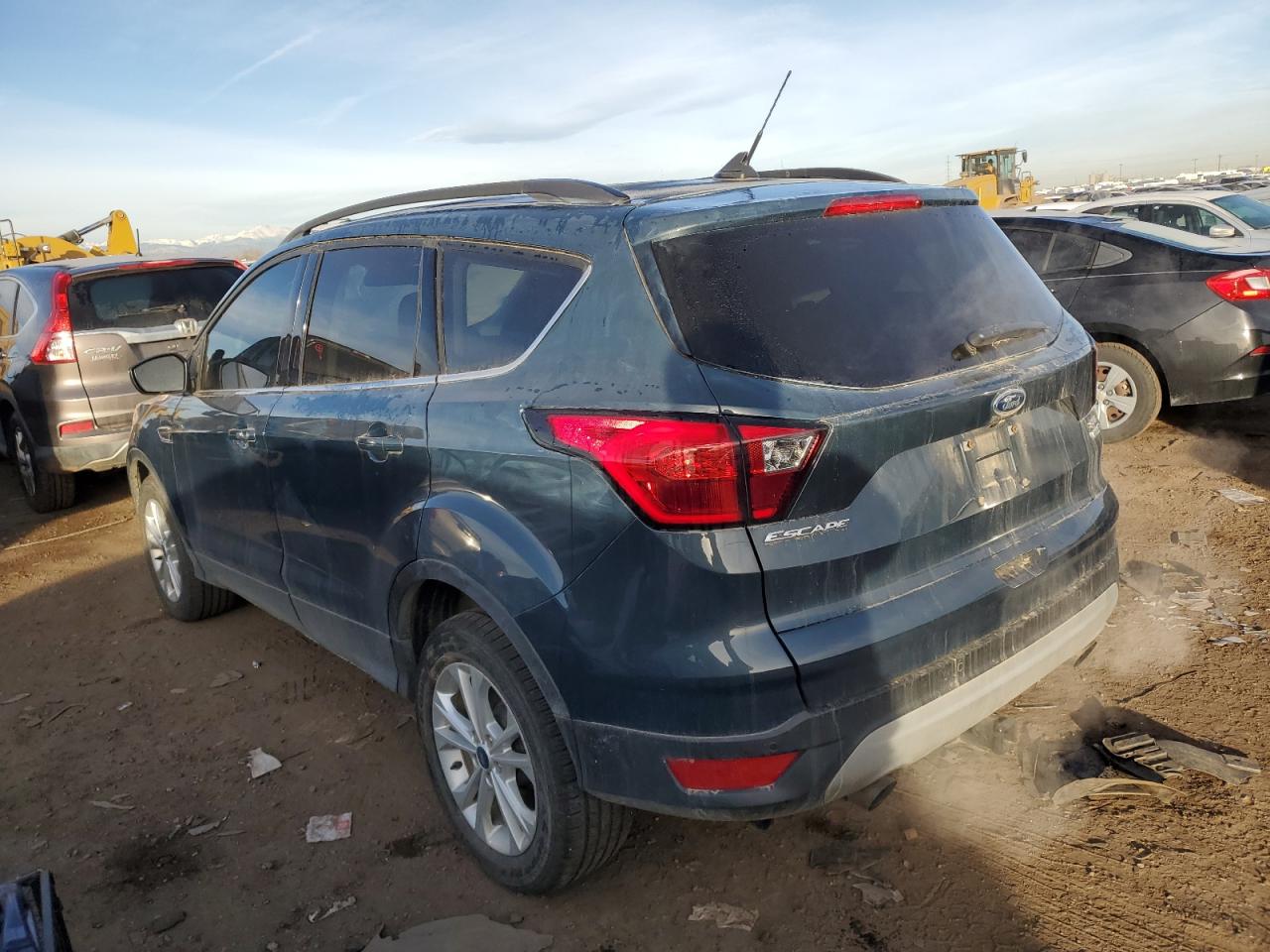 Image 2 of 2019 FORD ESCAPE SEL 2019 with VIN 1FMCU9HD0KUA25839