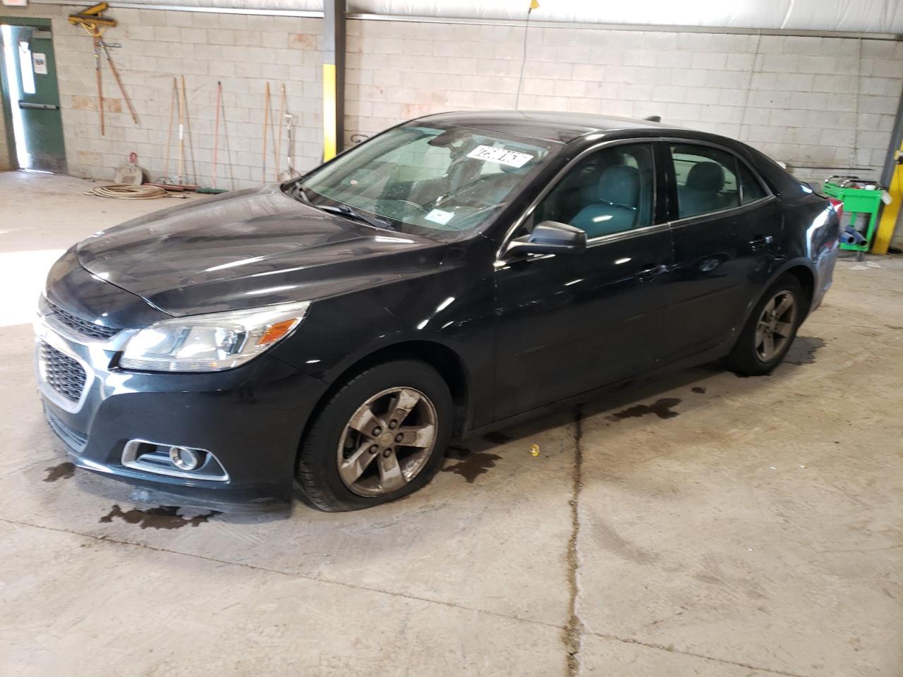 Изображение 1 2015 CHEVROLET MALIBU LS 2015 с VIN 1G11B5SL2FF167431