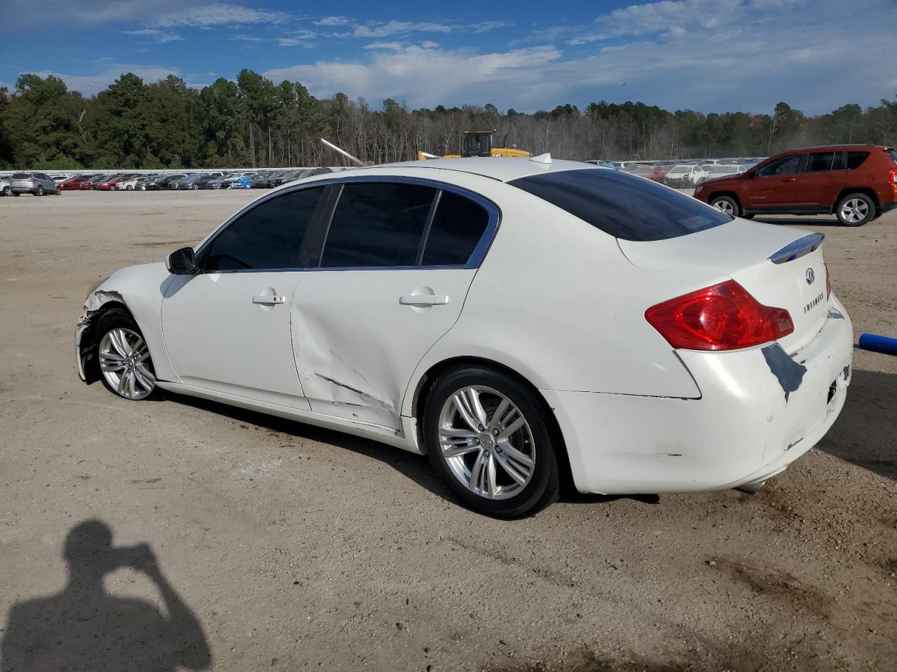 Obraz 2 z 2011 INFINITI G37 BASE 2011 z VIN JN1CV6AP3BM300773
