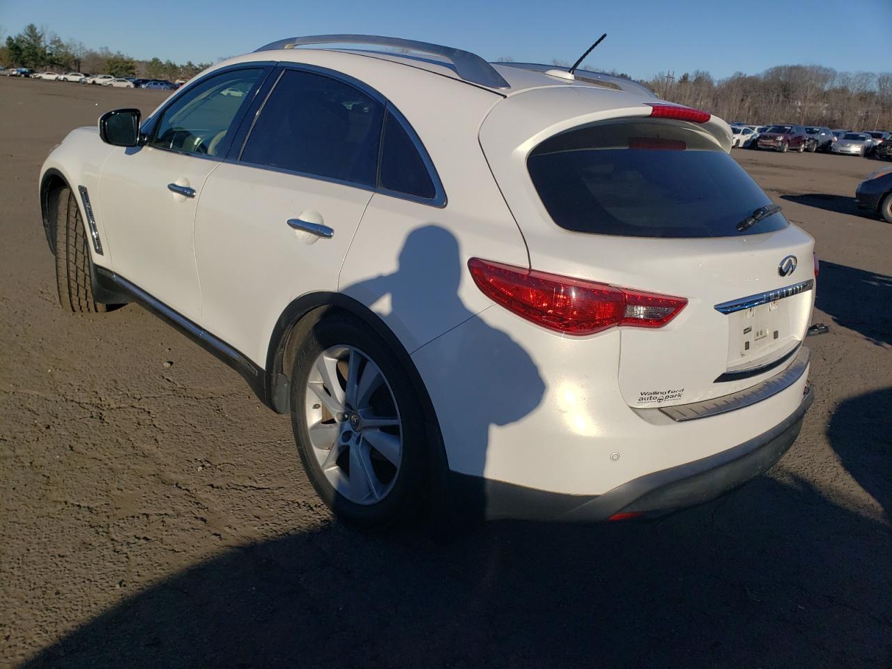 Image 2 of 2013 INFINITI FX37  2013 with VIN JN8CS1MW8DM174610