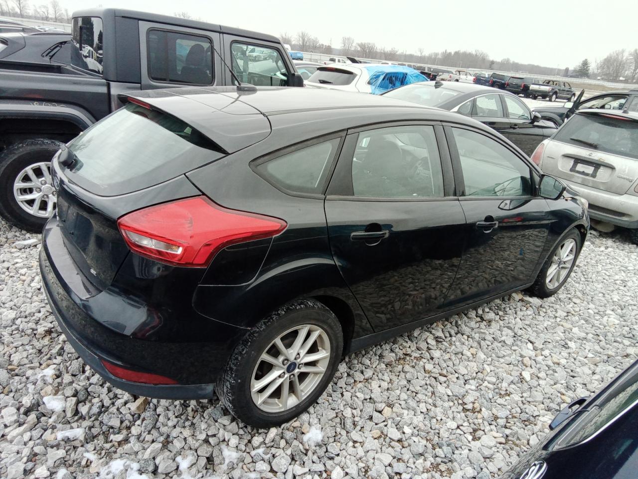 Изображение 3 2015 FORD FOCUS SE 2015 с VIN 1FADP3K29FL276106