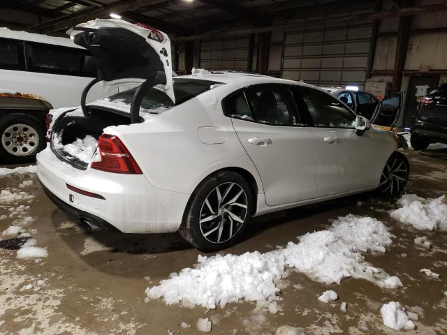 Image 3 of 2020 VOLVO S60 T6 MOMENTUM 2020 with VIN 7JRA22TK0LG039045