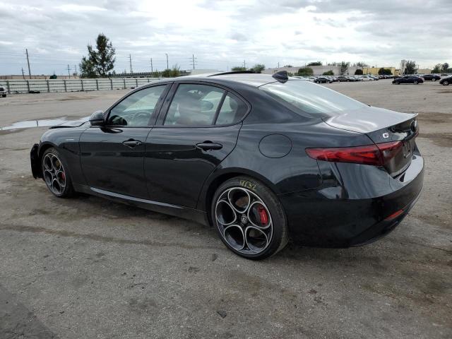 Изображение 2 2023 ALFA ROMEO GIULIA TI 2023 с VIN ZARFAMBN9P7669642