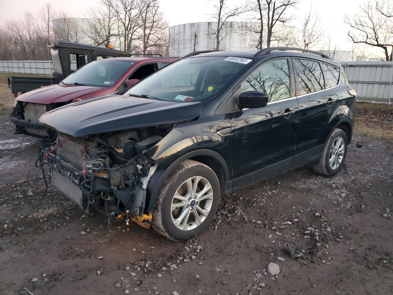 Изображение 1 2018 FORD ESCAPE SE 2018 с VIN 1FMCU9GD8JUB66156