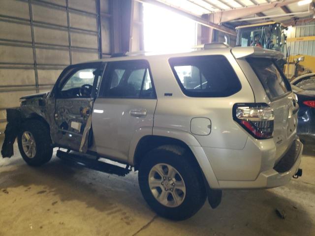 Изображение 2 2022 TOYOTA 4RUNNER SR5/SR5 PREMIUM 2022 с VIN JTENU5JR4N6039310