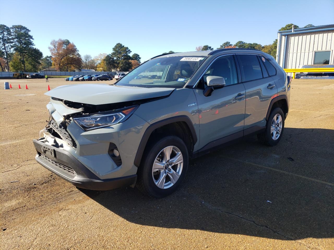 Obraz 1 z 2021 TOYOTA RAV4 XLE 2021 z VIN 4T3R6RFV8MU014839