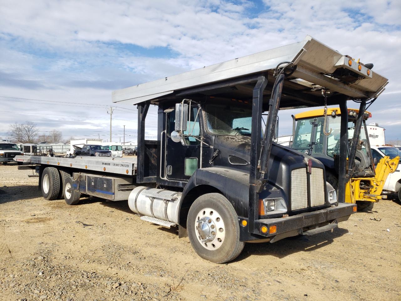 2004 KENWORTH CONSTRUCTION T300 2004 image