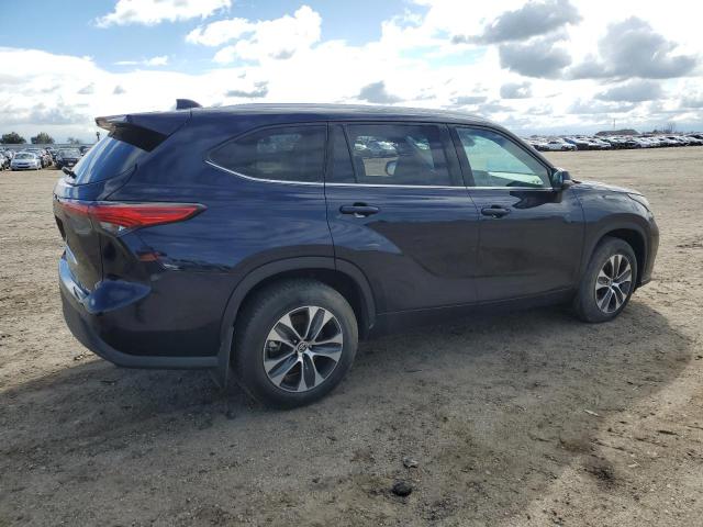 Image 3 of 2020 TOYOTA HIGHLANDER XLE 2020 with VIN 5TDGZRBH6LS016975