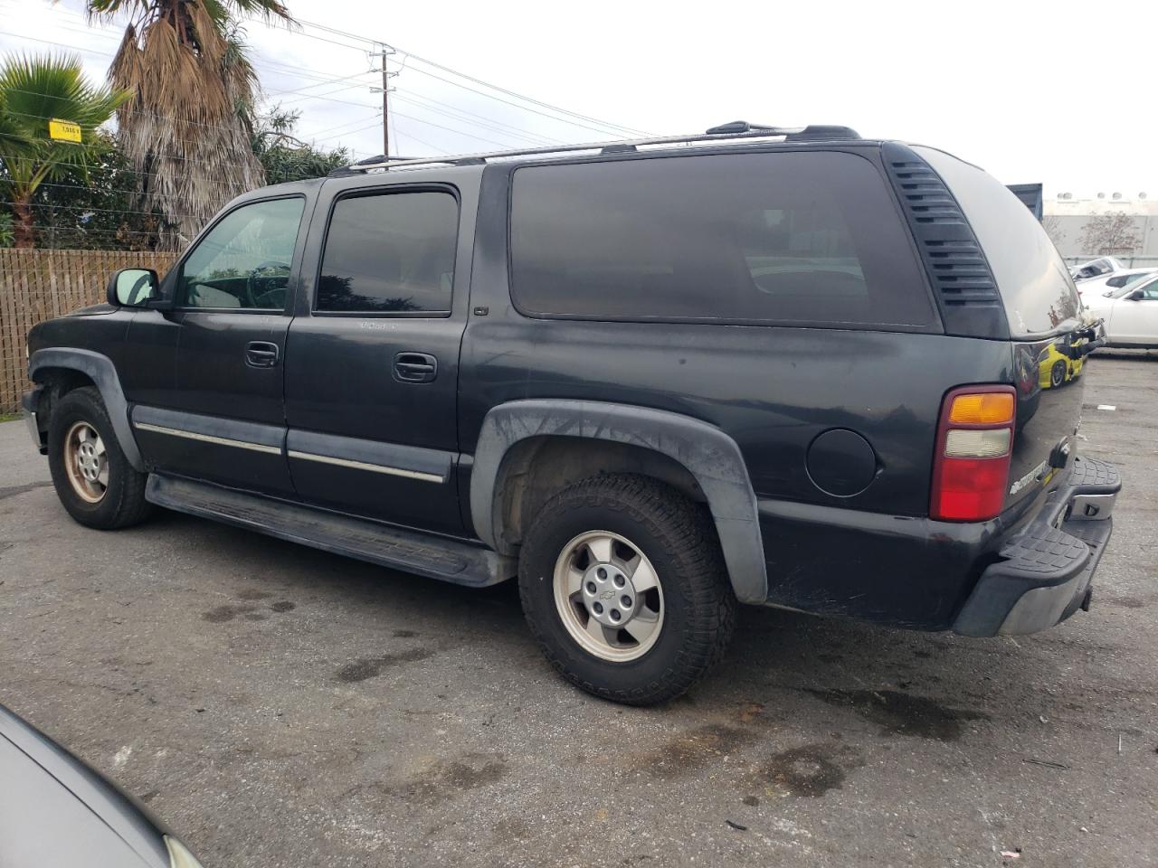 Изображение 2 2003 CHEVROLET SUBURBAN K1500 2003 с VIN 3GNFK16T83G134323