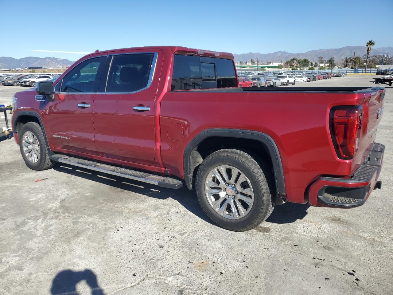 Изображение 2 2020 GMC SIERRA K1500 DENALI 2020 с VIN 1GTU9FED1LZ310132