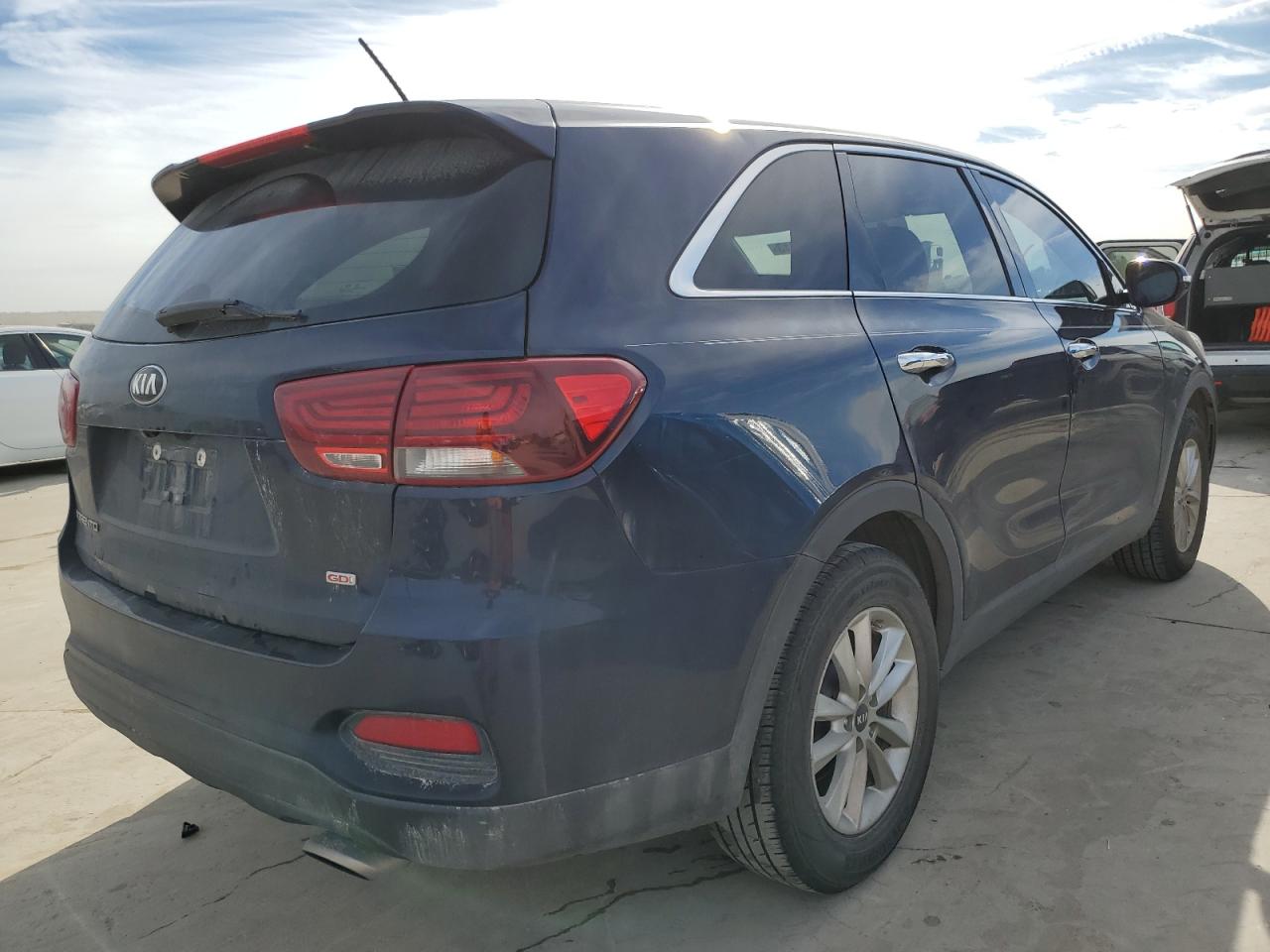 Obraz 3 z 2020 KIA SORENTO L 2020 z VIN 5XYPG4A35LG630704