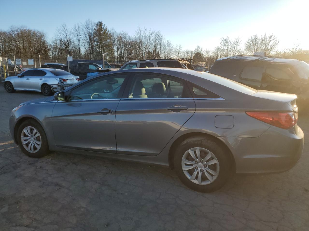 Obraz 2 z 2012 HYUNDAI SONATA GLS 2012 z VIN 5NPEB4AC4CH341263