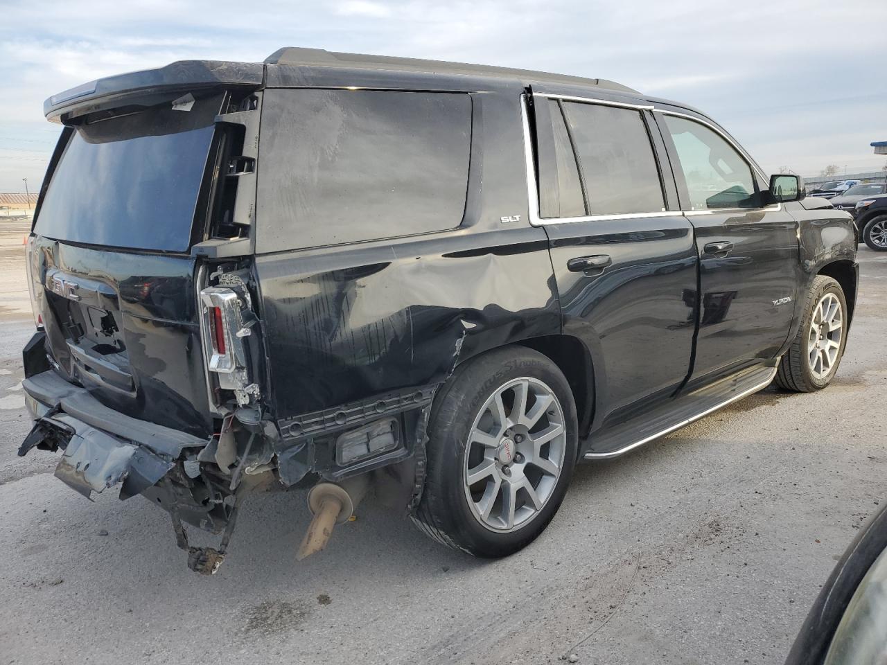 Image 3 of 2020 GMC YUKON SLT 2020 with VIN 1GKS1BKC2LR248327