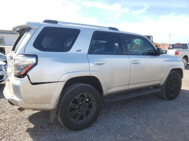 Obraz 3 z 2019 TOYOTA 4RUNNER SR5 2019 z VIN JTEBU5JR1K5610725