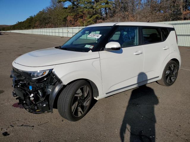 Obraz 1 z 2023 KIA SOUL GT LINE 2023 z VIN KNDJ53AU5P7841905