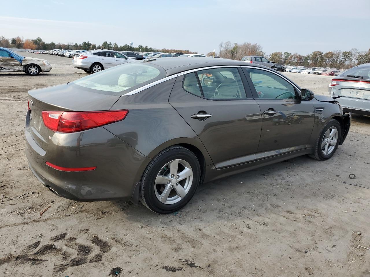 Image 3 of 2015 KIA OPTIMA LX 2015 with VIN 5XXGM4A75FG377792