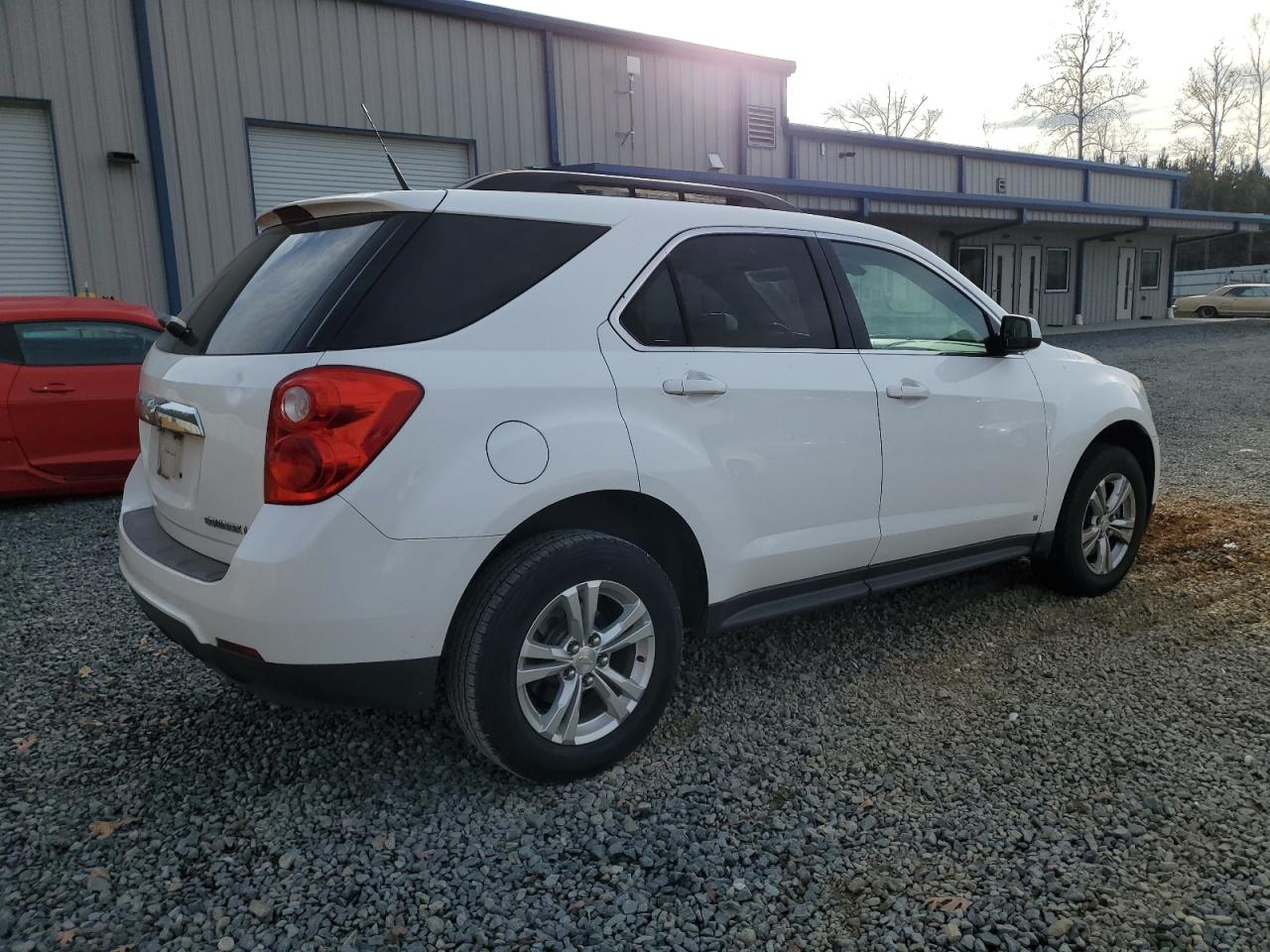 Image 3 of 2010 CHEVROLET EQUINOX LT 2010 with VIN 2CNALDEW7A6217548