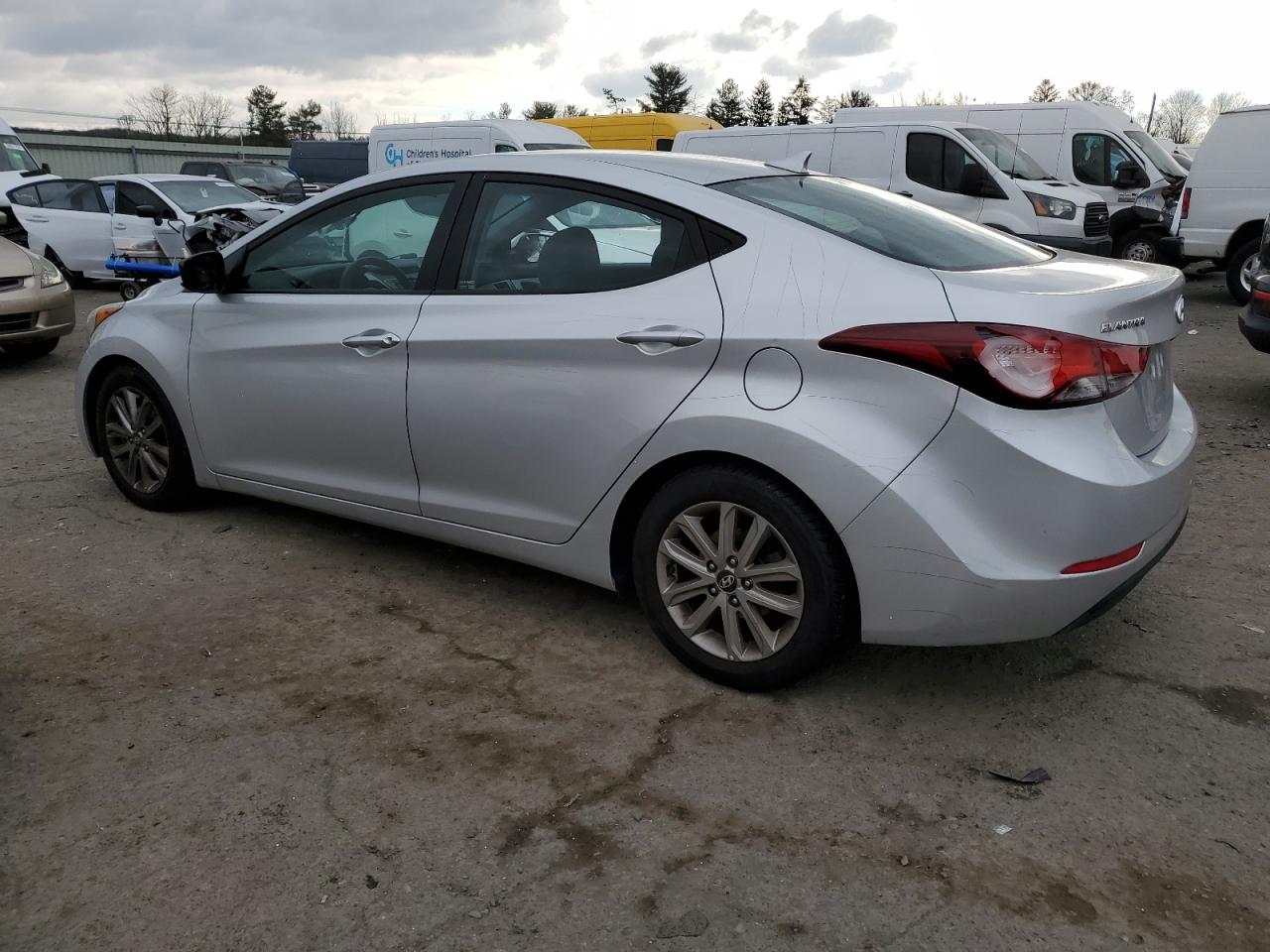 Image 2 of 2015 HYUNDAI ELANTRA SE 2015 with VIN 5NPDH4AE2FH619867