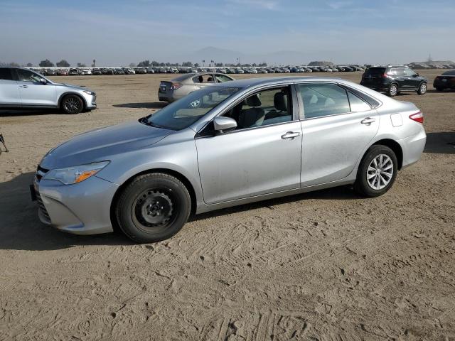Obraz 1 z 2016 TOYOTA CAMRY LE 2016 z VIN 4T4BF1FK0GR579422