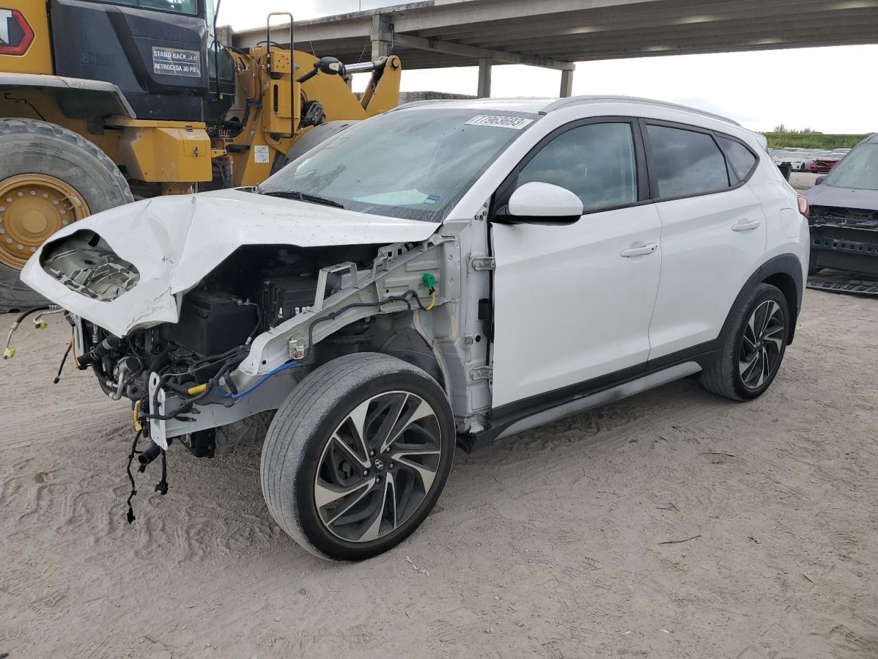 Image 1 of 2019 HYUNDAI TUCSON LIMITED 2019 with VIN KM8J3CALXKU879424