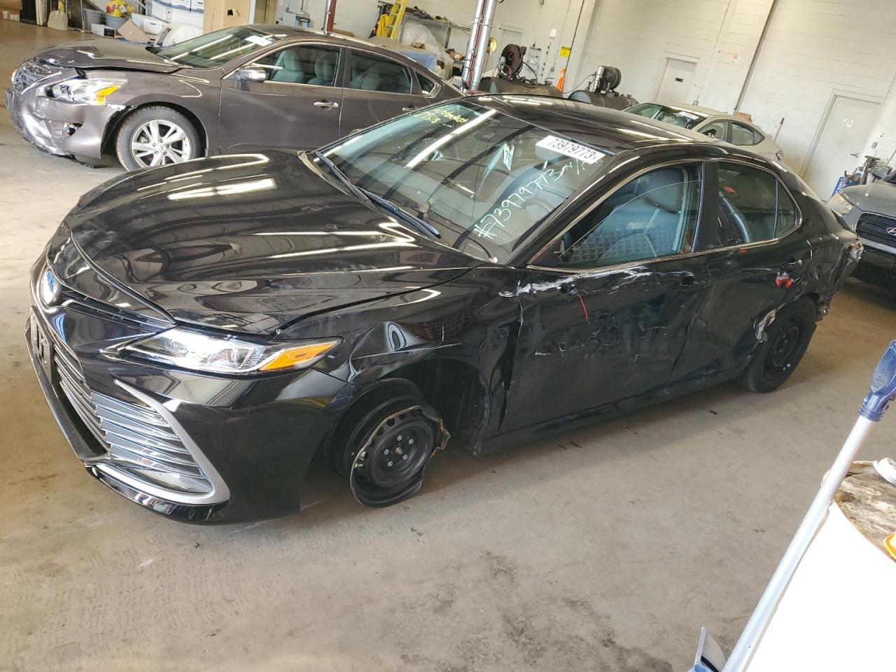 Изображение 1 2024 TOYOTA CAMRY LE 2024 с VIN 4T1C31AK2RU062253