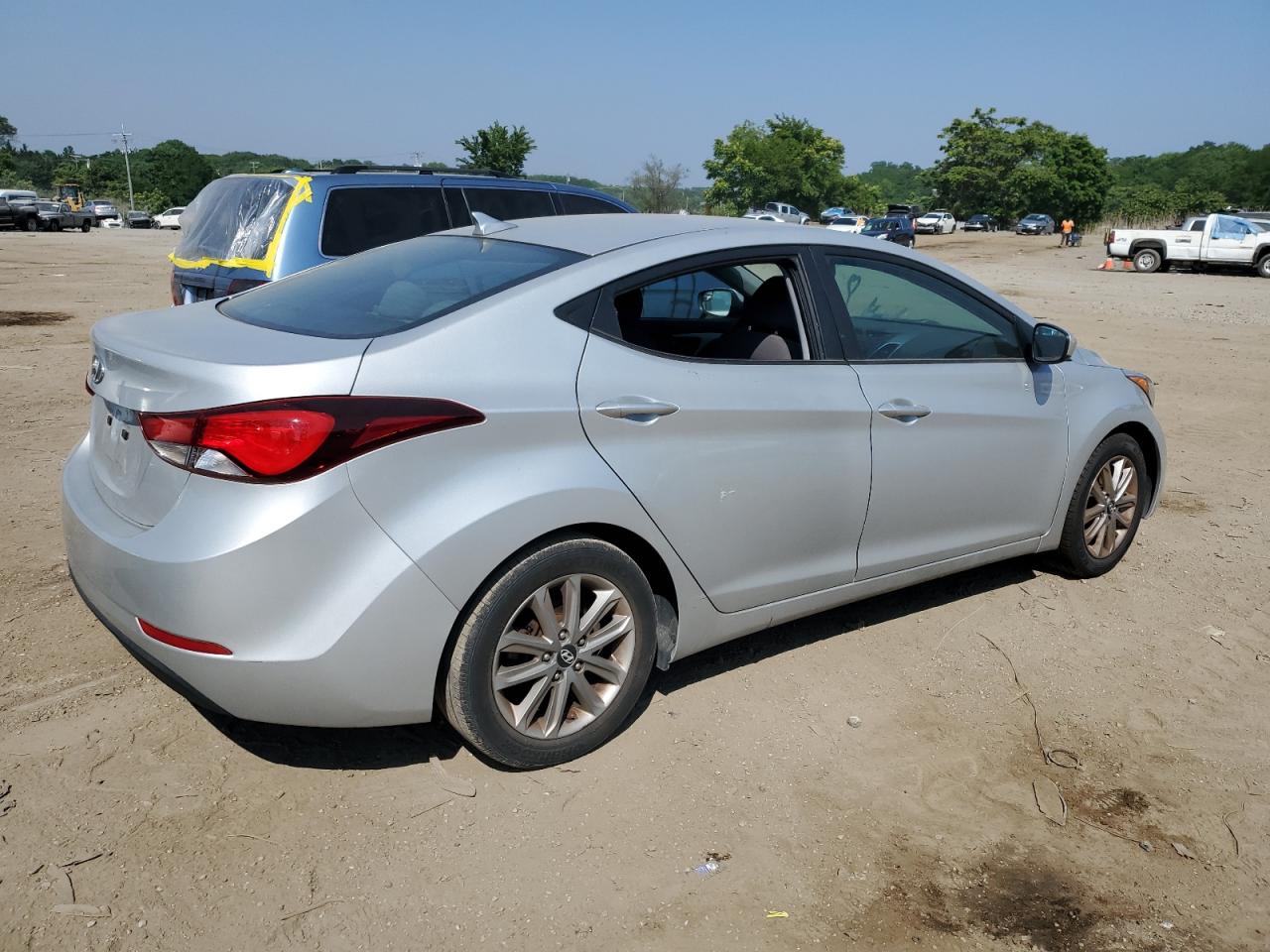 Obraz 3 z 2015 HYUNDAI ELANTRA SE 2015 z VIN 5NPDH4AE3FH629243