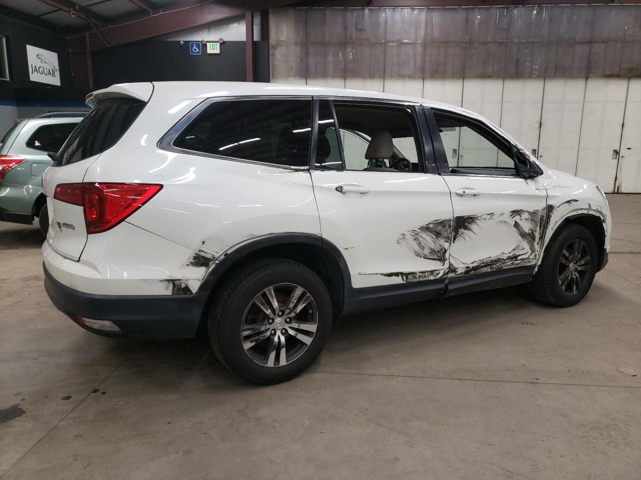 Изображение 3 2016 HONDA PILOT EX 2016 с VIN 5FNYF6H39GB010959