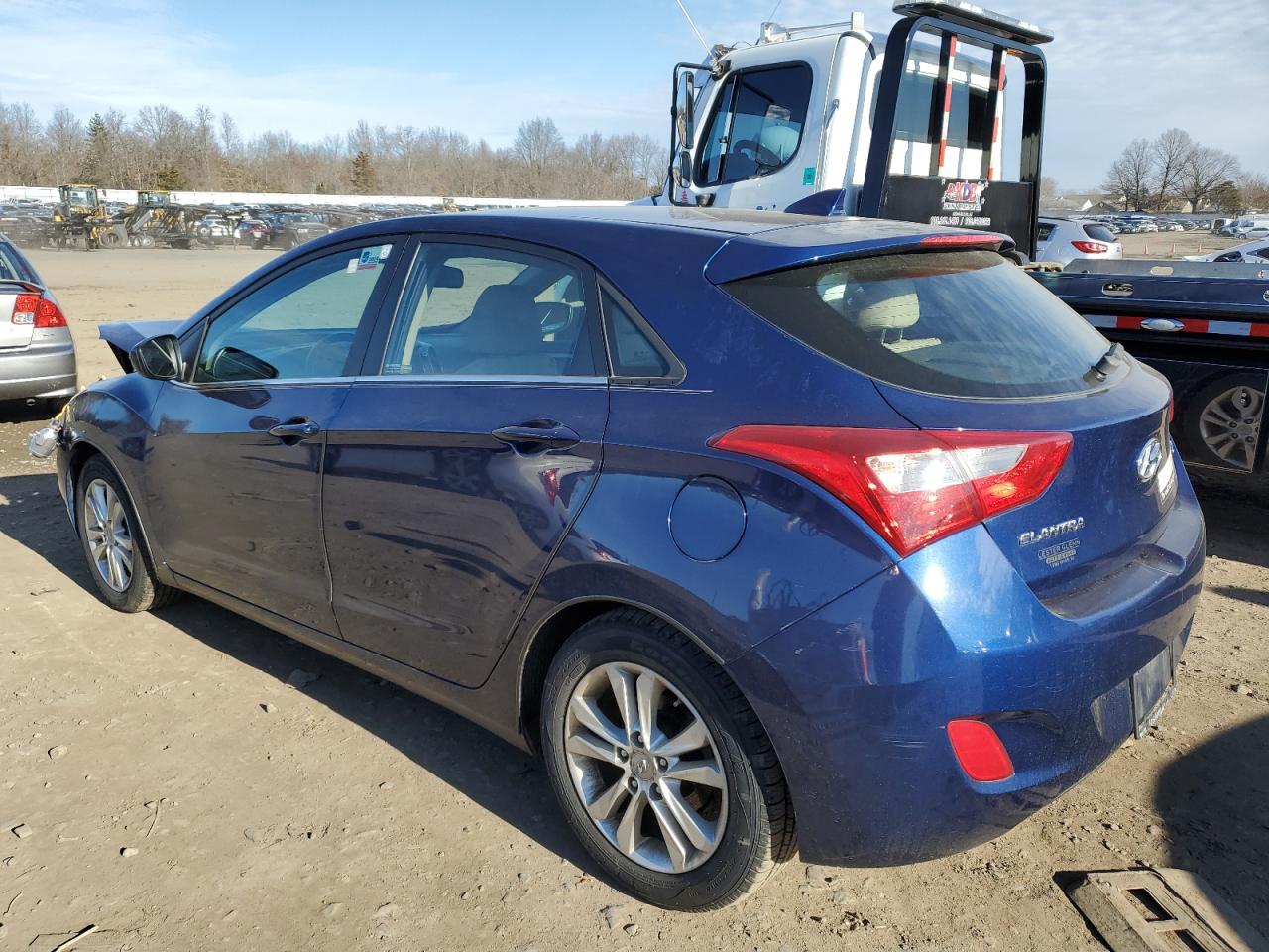 Изображение 2 2013 HYUNDAI ELANTRA GT  2013 с VIN KMHD35LE9DU061841