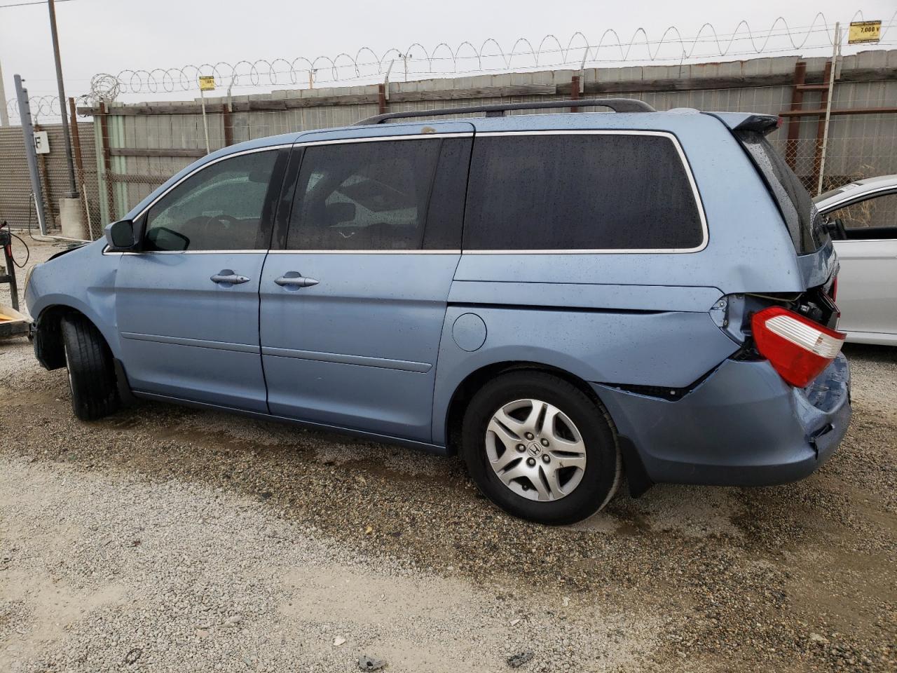 Image 2 of 2007 HONDA ODYSSEY EXL 2007 with VIN 5FNRL38767B107518