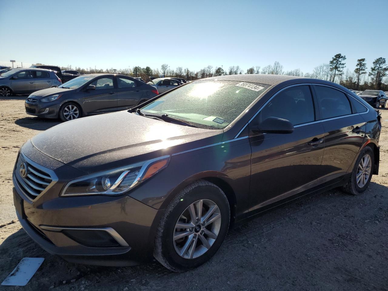 Изображение 1 2017 HYUNDAI SONATA SE 2017 с VIN 5NPE24AF5HH523927