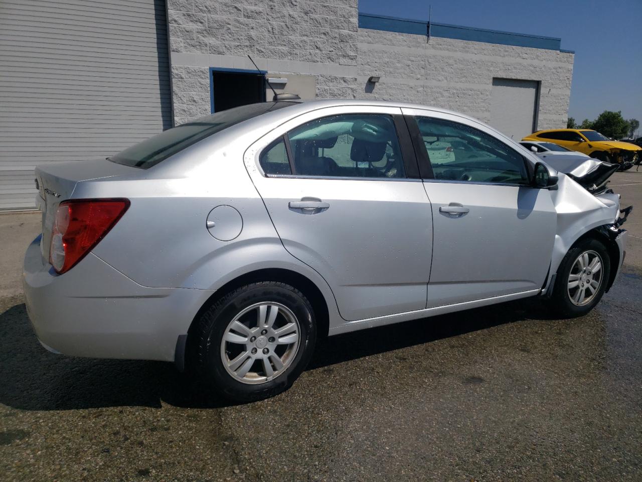 Obraz 3 z 2015 CHEVROLET SONIC LT 2015 z VIN 1G1JC5SH4F4140817