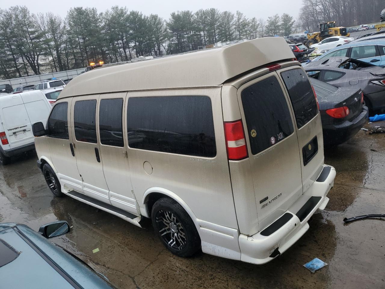 Изображение 2 2011 CHEVROLET EXPRESS G1500 2011 с VIN 1GCSGAF49B1106450