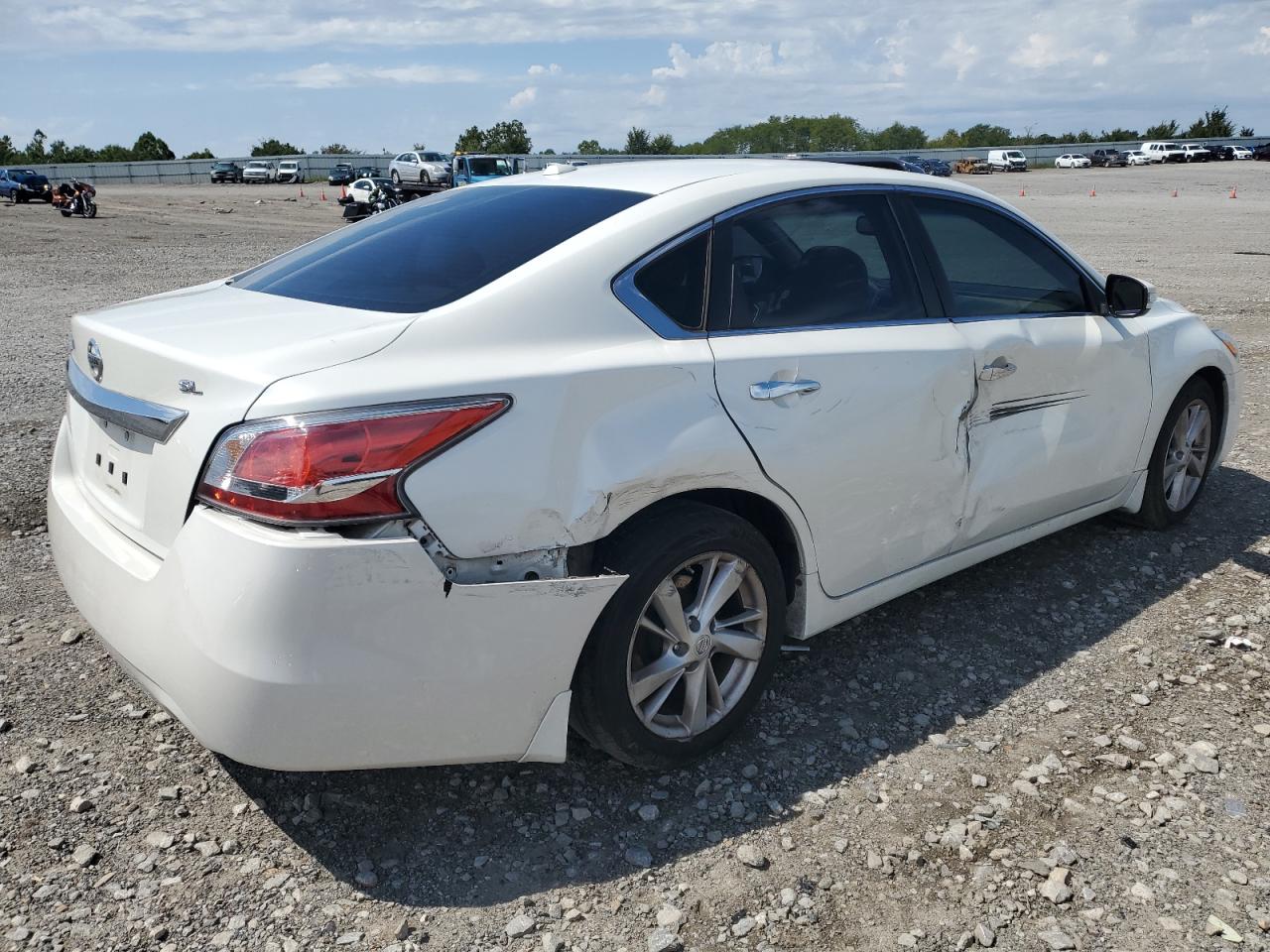 Obraz 3 z 2015 NISSAN ALTIMA 2.5 2015 z VIN 1N4AL3AP6FC452055
