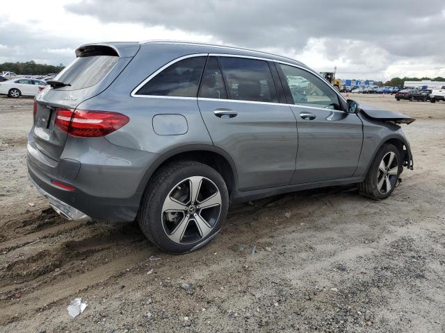 Image 3 of 2019 MERCEDES-BENZ GLC 350E 2019 with VIN WDC0G5EB2KF575312