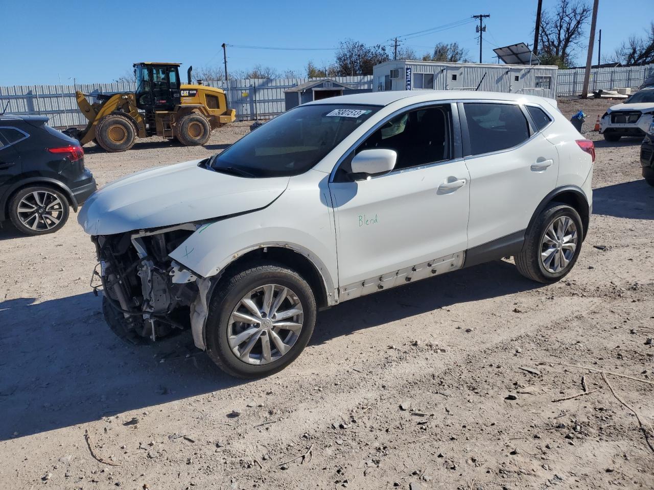 Obraz 1 z 2017 NISSAN ROGUE SPORT S 2017 z VIN JN1BJ1CP6HW029762