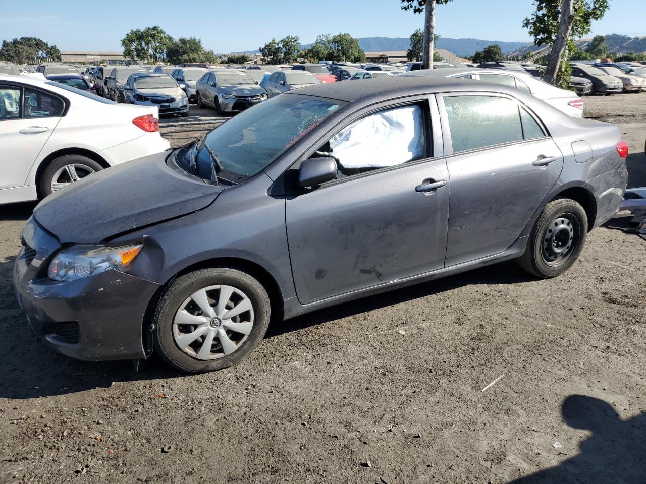 Obraz 1 z 2010 TOYOTA COROLLA BASE 2010 z VIN JTDBU4EE9AJ067734