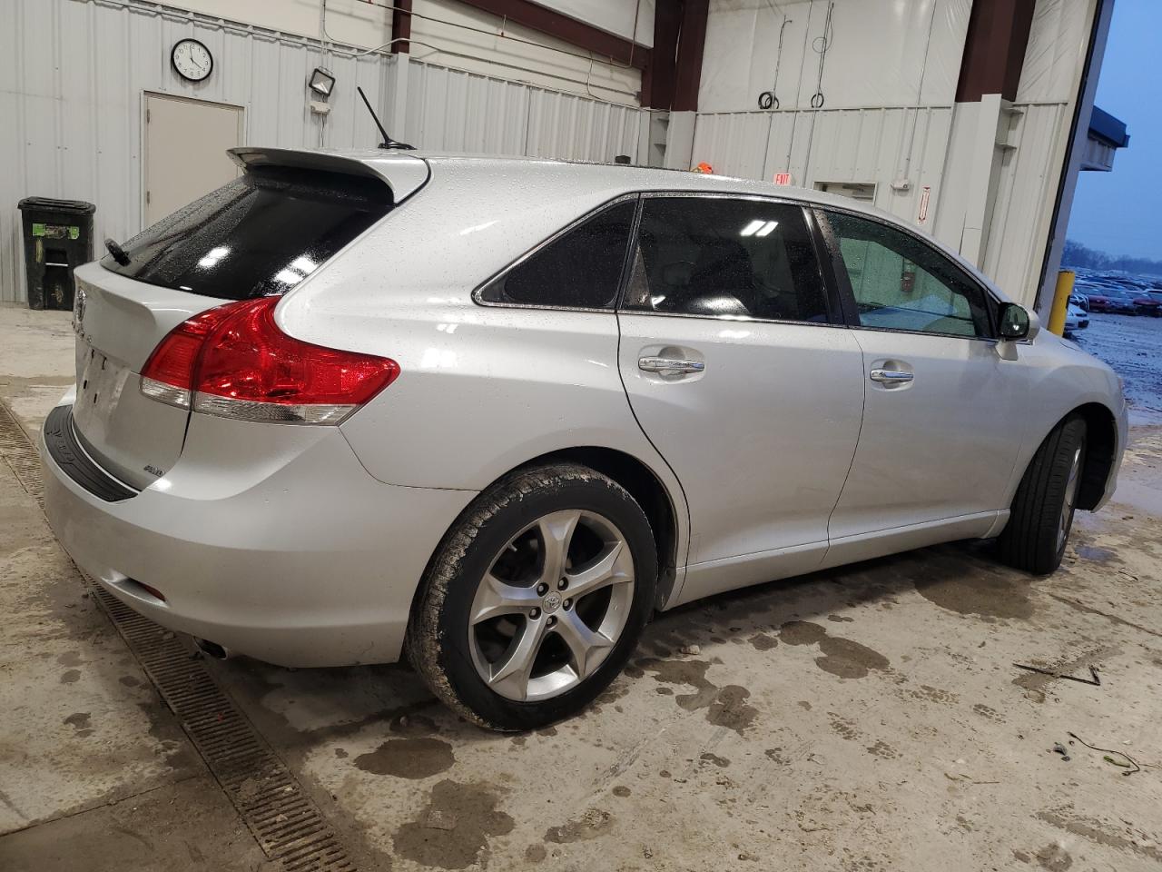 Изображение 3 2010 TOYOTA VENZA  2010 с VIN 4T3BK3BB2AU043495