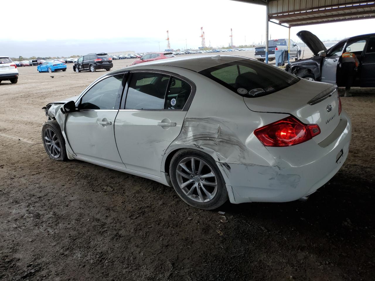 Изображение 2 2009 INFINITI G37 BASE 2009 с VIN JNKCV61E89M013790