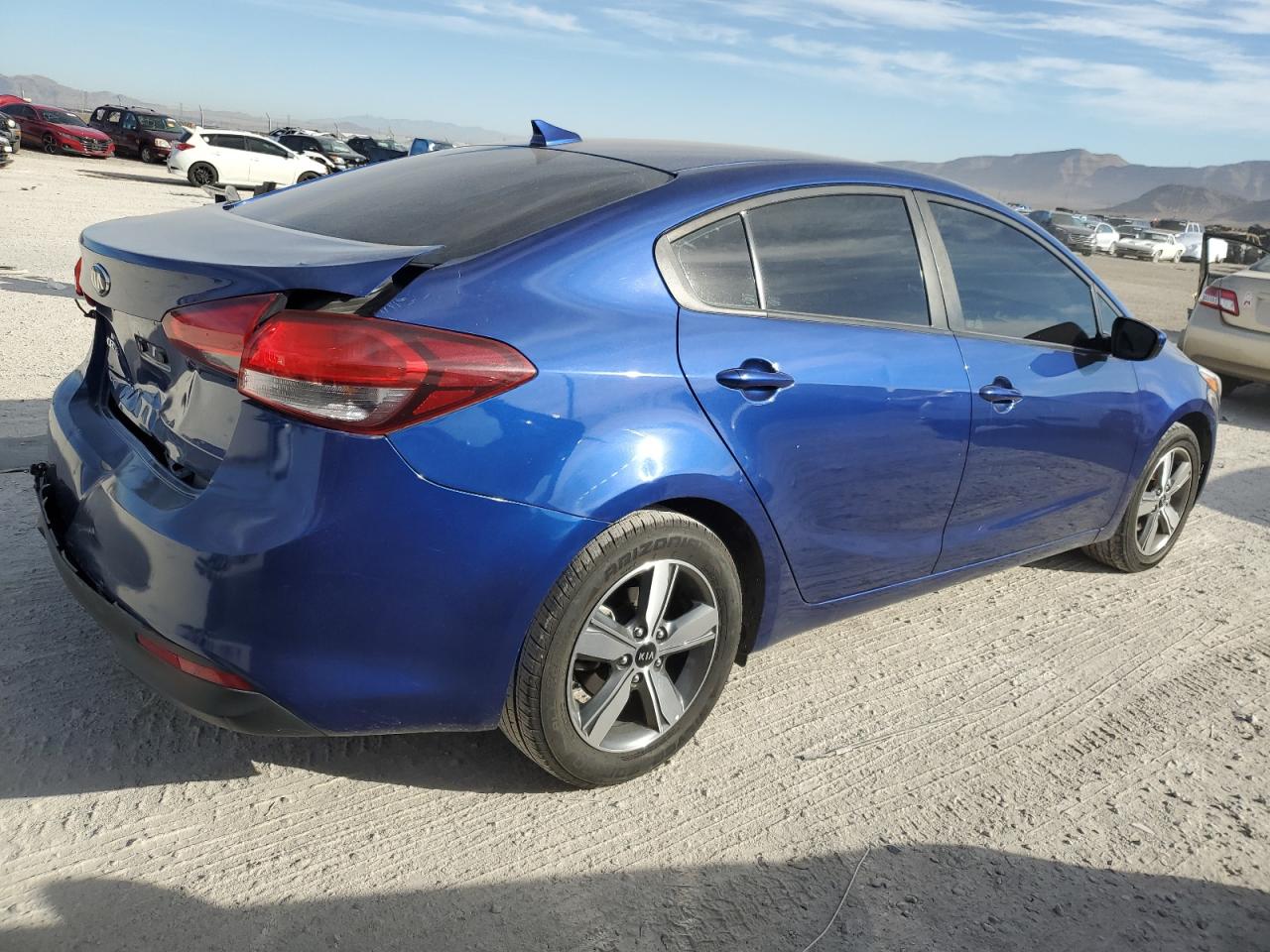 Изображение 3 2018 KIA FORTE LX 2018 с VIN 3KPFL4A77JE166920