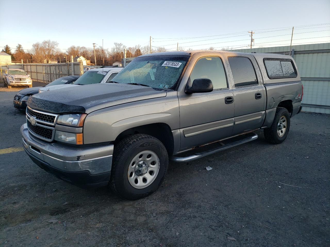 Image 1 of 2006 CHEVROLET SILVERADO K1500 2006 with VIN 2GCEK13V261320835