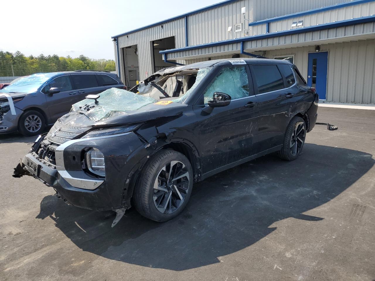 2022 MITSUBISHI OUTLANDER ES 2022 image