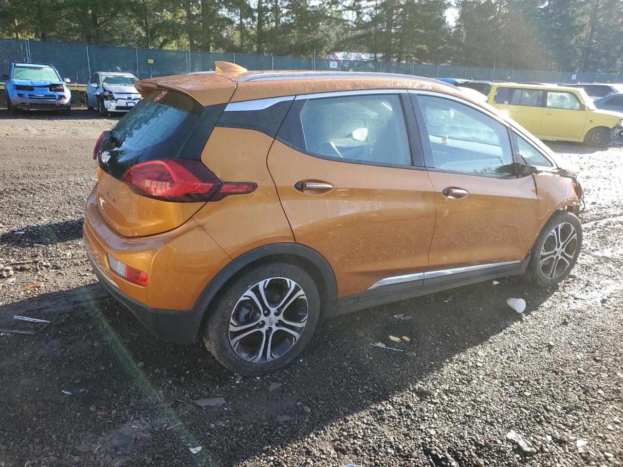 Image 3 of 2017 CHEVROLET BOLT EV PREMIER 2017 with VIN 1G1FX6S08H4135391